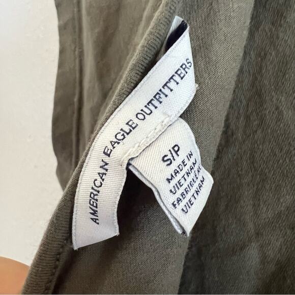 American Eagle Bundle of Two Cross Back Green and Maroon Small - Picture 8 of 10